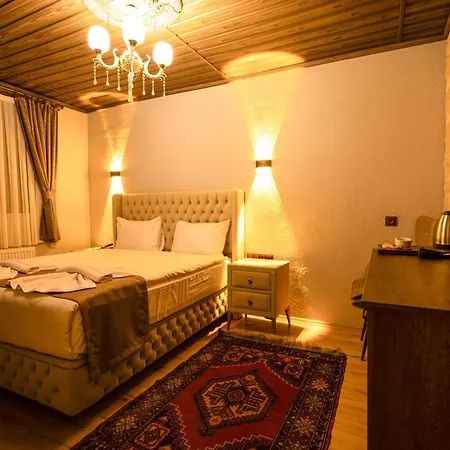 Homestay Stone House *