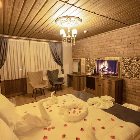 Stone House Homestay *