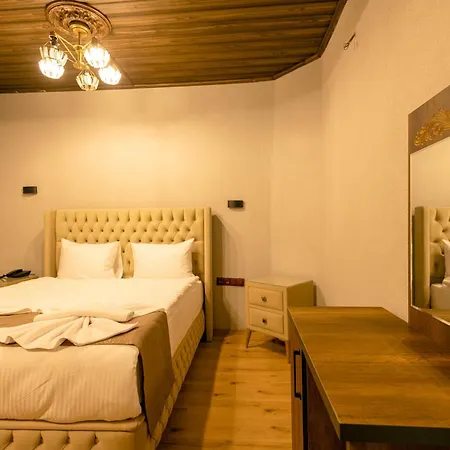 Stone House Homestay *